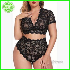 Plus Size Lingerie Set Floral Lace Scallop Trim Deep V Bra Panties